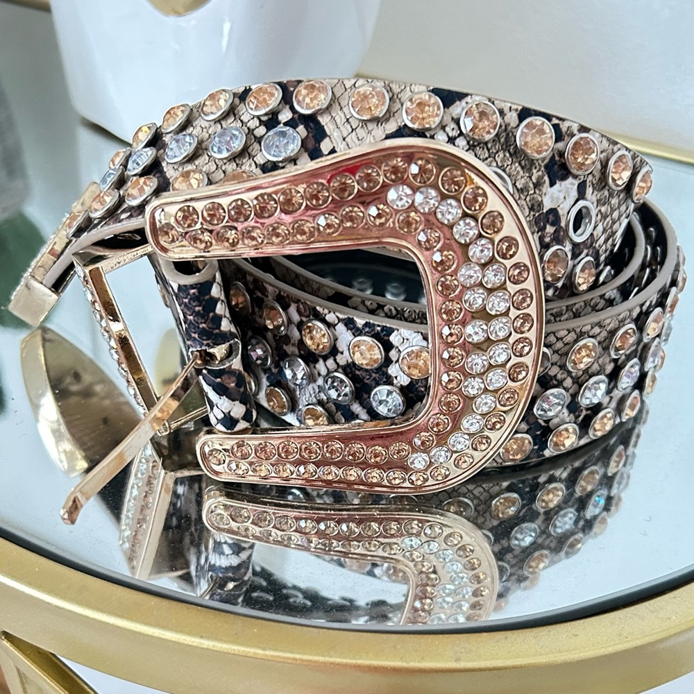 Studded Rhineston Belt size 38 gold and silver